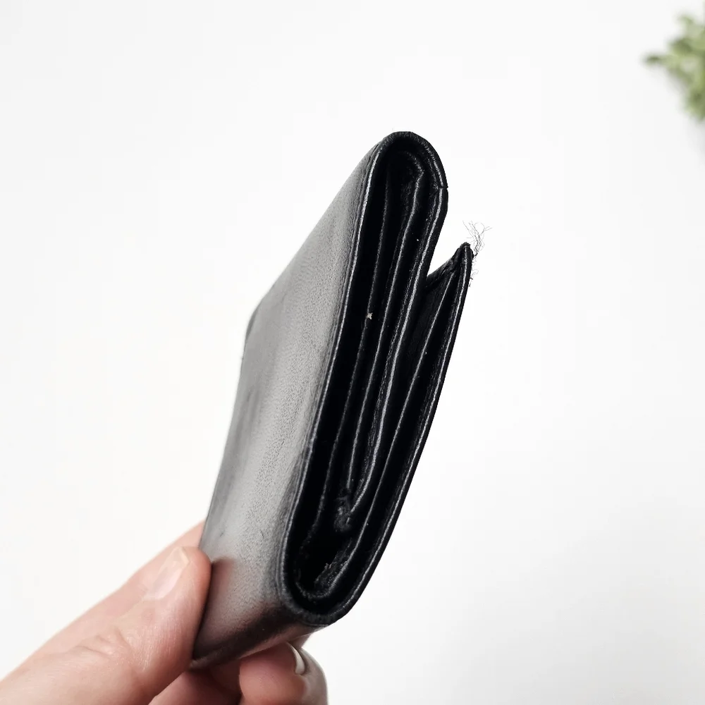 Vintage 80s Rolfs Soft Genuine Leather Black Trifold Wallet Men’s ID Window